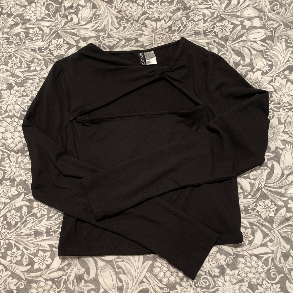 H&M White Long Sleeve Women's Top